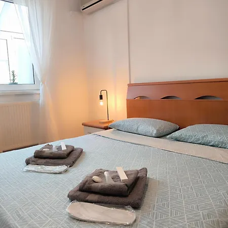 Old Town - Victoriei 5 *